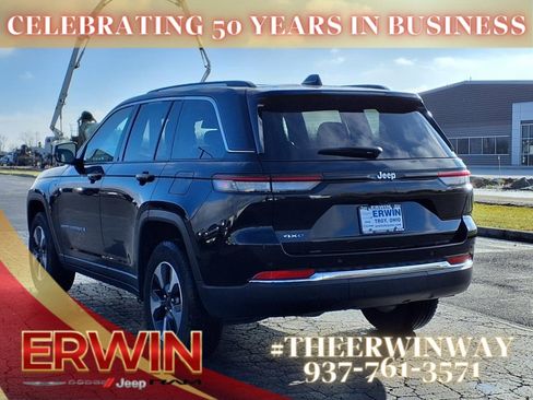 Used 2024 Jeep Grand Cherokee Limited 4xe image 12