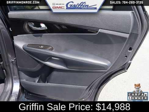 Used 2019 Kia Sorento EX FWD image 42