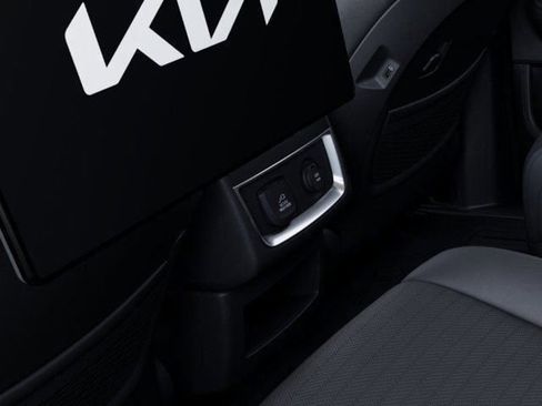 New 2026 Kia Carnival SX Prestige FWD image 26