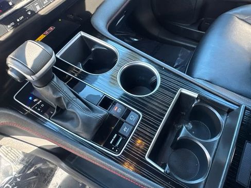 Certified 2025 Toyota Sienna XSE image 43