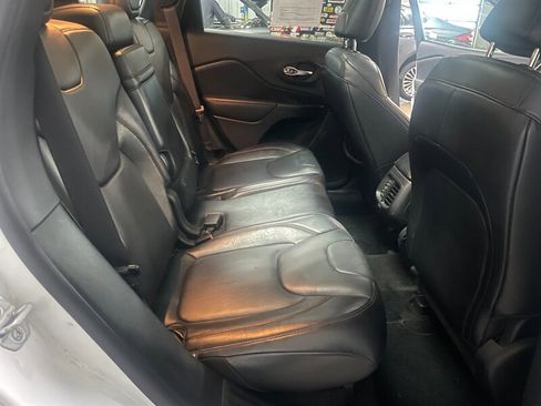 Used 2014 Jeep Cherokee Trailhawk w/ Leather Interior Group image 19