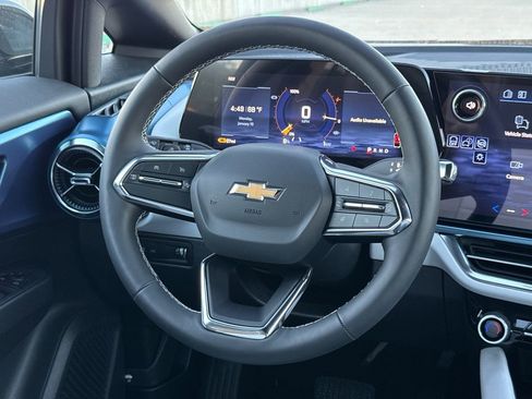 New 2026 Chevrolet Equinox EV LT image 13