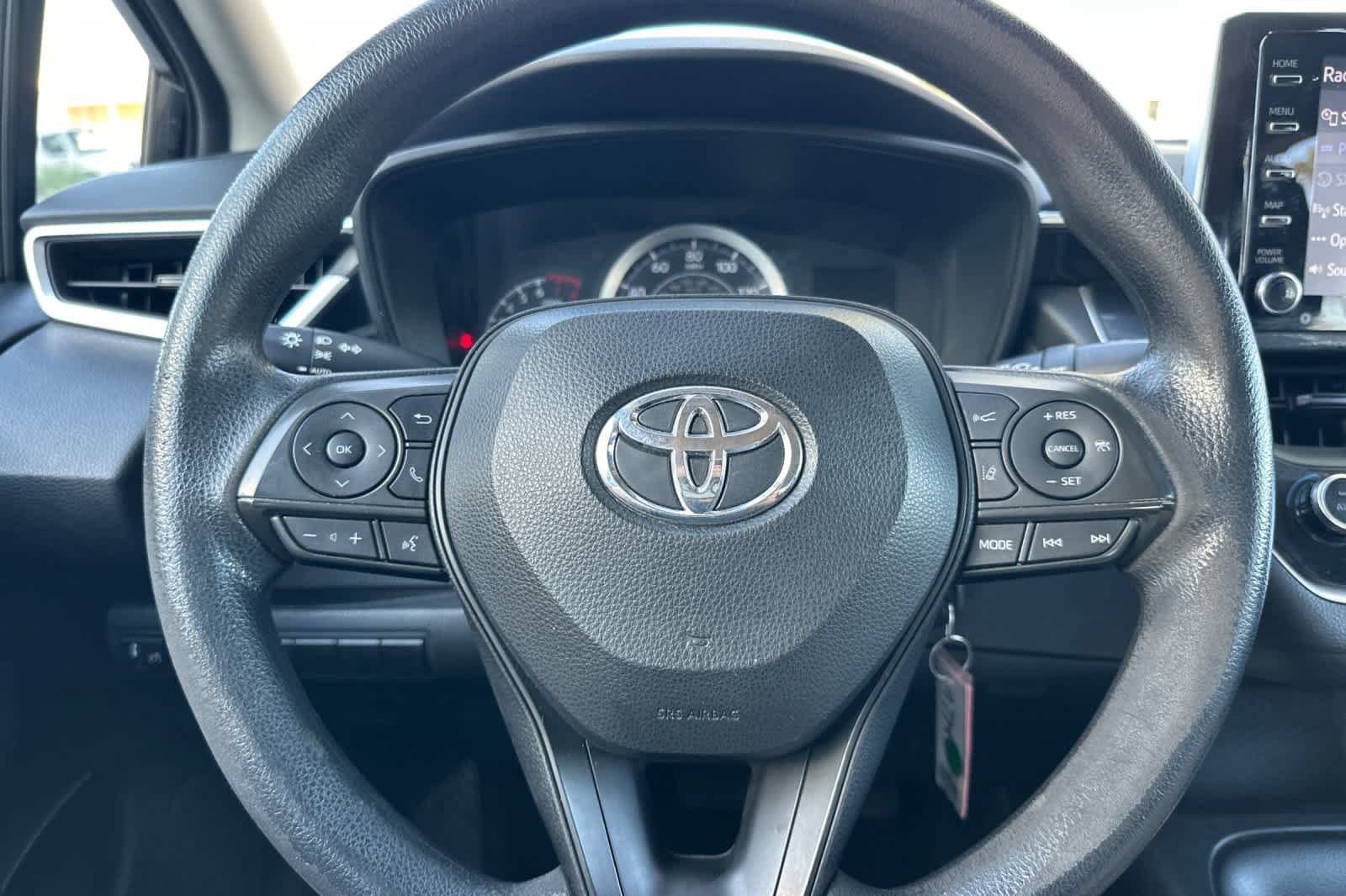 Used 2021 Toyota Corolla LE FWD image 22