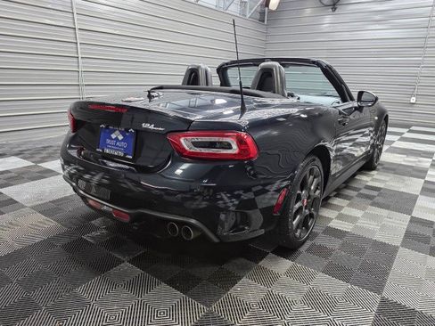 Used 2020 FIAT 124 Spider Abarth w/ Convenience Group RWD image 5
