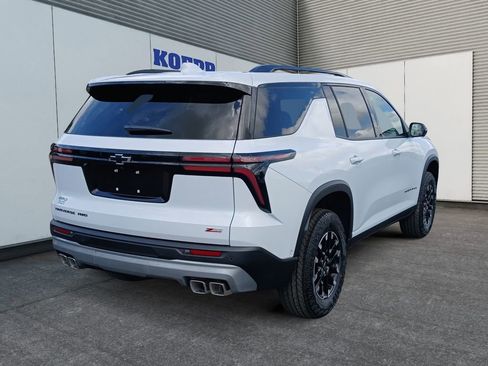 New 2026 Chevrolet Traverse Z71 w/ Enhanced Driving Package AWD/4WD image 5