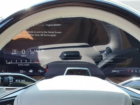 New 2026 Cadillac Escalade ESV Platinum Sport w/ LPO, ONYX Package AWD/4WD image 15