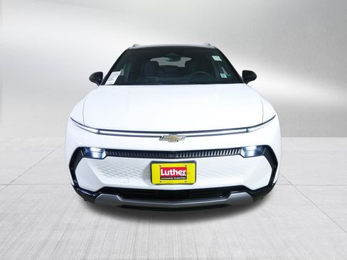 Used 2026 Chevrolet Equinox EV LT w/ Convenience Package II FWD image 2