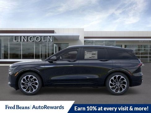New 2026 Lincoln Nautilus Reserve AWD/4WD image 3