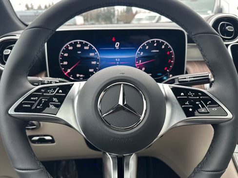 New 2026 Mercedes-Benz GLC 300 4MATIC image 23
