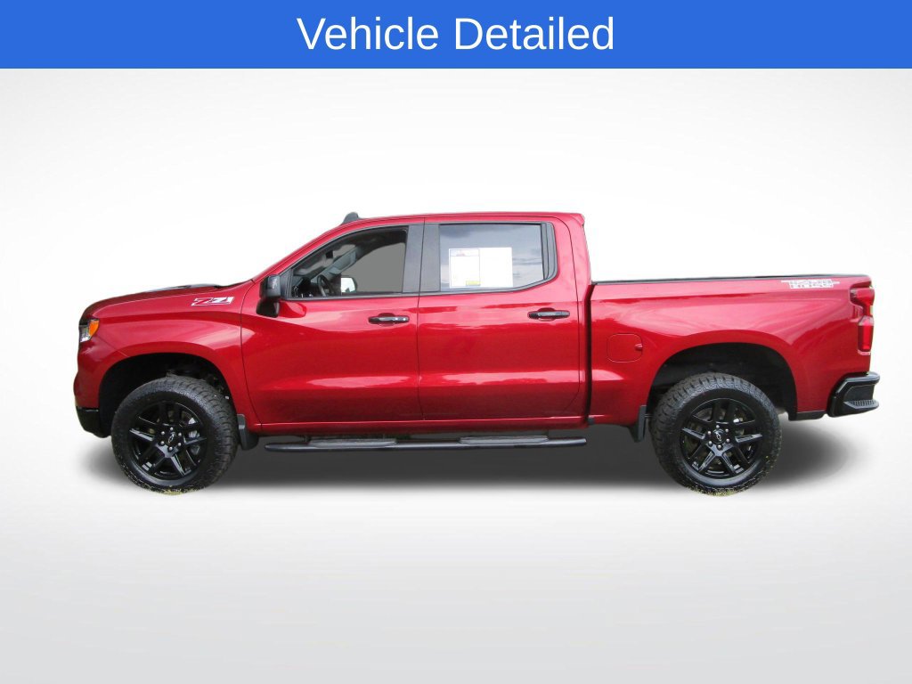 Used 2025 Chevrolet Silverado 1500 LT Trail Boss w/ Convenience Package II AWD/4WD image 3