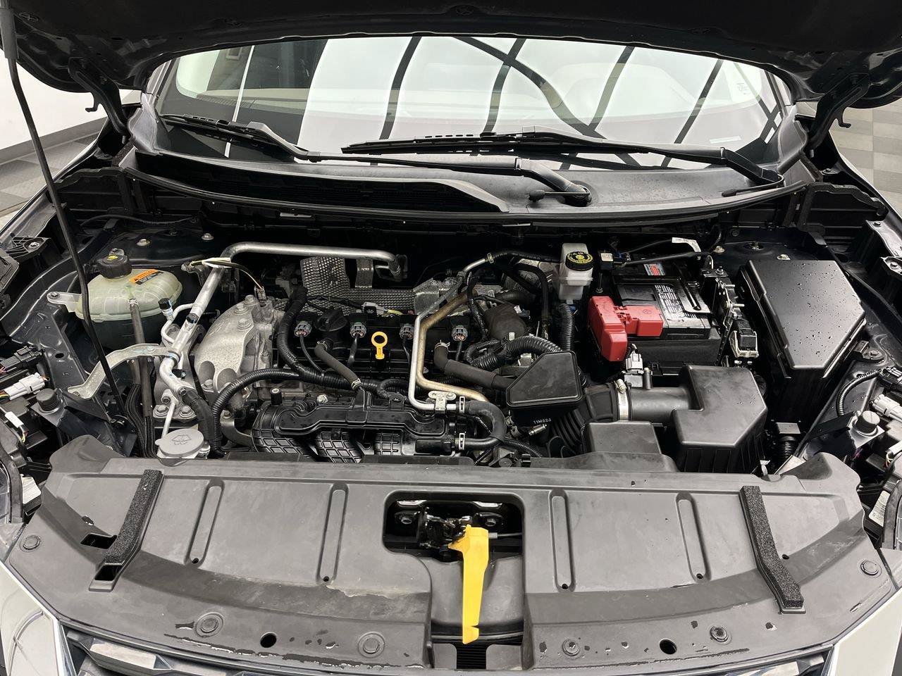 Used 2021 Nissan Rogue S AWD/4WD image 22