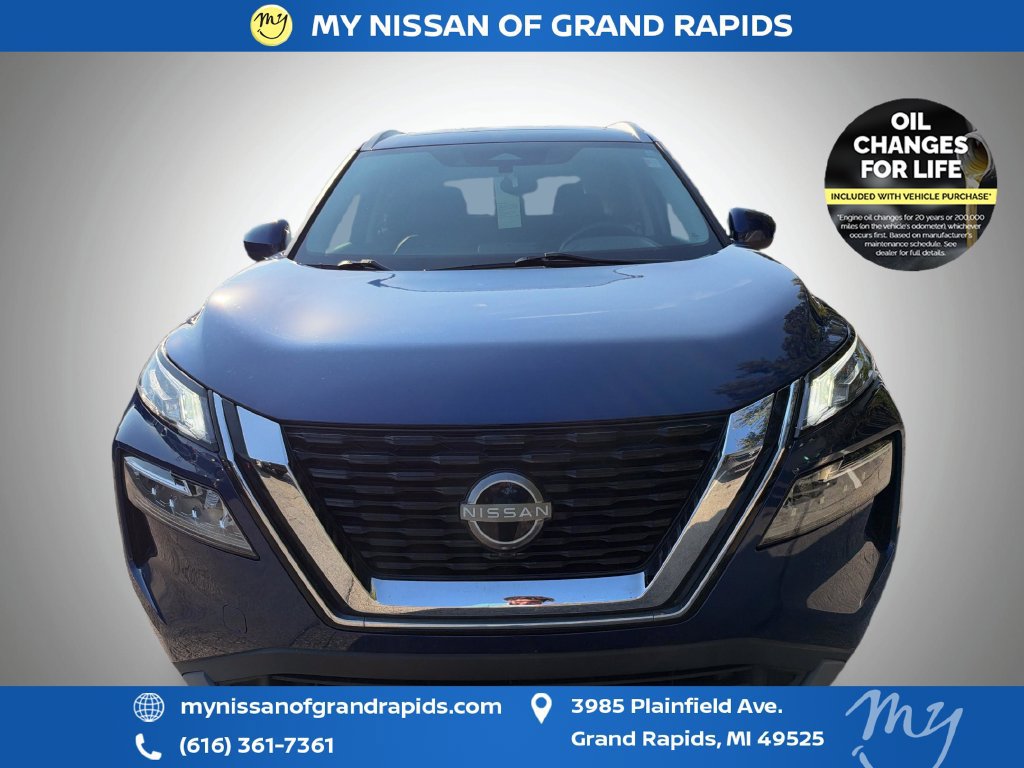 Certified 2023 Nissan Rogue SV w/ SV Premium B Package AWD/4WD image 3