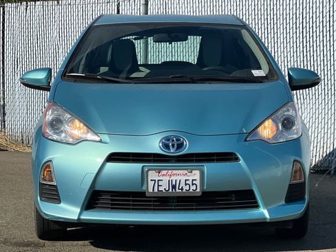 Used 2013 Toyota Prius C One FWD image 8
