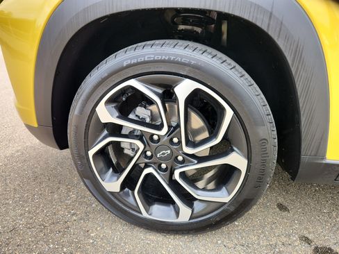 Used 2024 Chevrolet Trax RS w/ Sunroof Package image 51