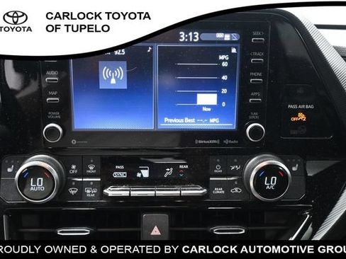 Used 2022 Toyota Highlander XSE FWD image 31