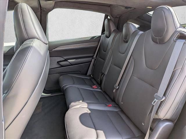 Used 2022 Tesla Model X AWD/4WD image 19