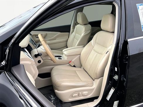 Used 2018 Nissan Murano Platinum w/ Cargo Package image 25