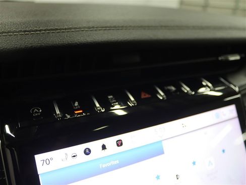 Used 2021 Jeep Grand Cherokee L Limited image 37