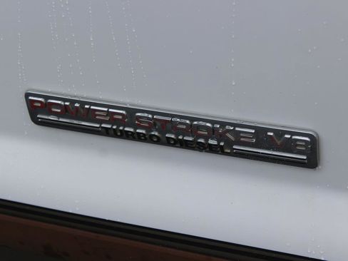 Used 2004 Ford F350 Lariat image 12