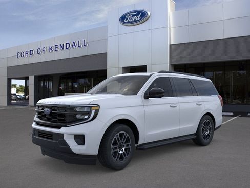 New 2026 Ford Expedition Active RWD image 1