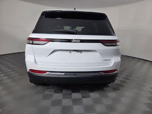 New 2025 Jeep Grand Cherokee Laredo w/ MOPAR Finishing Package image 7