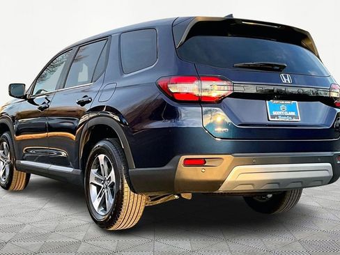 Used 2025 Honda Pilot EX-L image 5