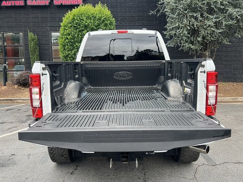 Used 2022 Ford F250 Lariat image 16