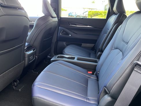 Certified 2026 INFINITI QX60 Sport w/ Dark Cargo Package AWD/4WD image 14