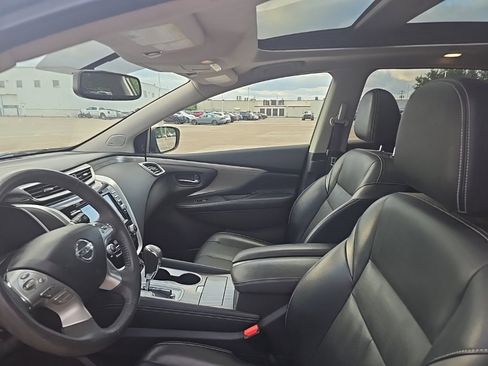 Used 2017 Nissan Murano Platinum image 5