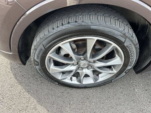 Used 2020 Buick Envision Essence w/ Experience Buick Package AWD/4WD image 10