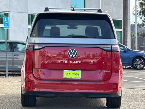 New 2025 Volkswagen ID. Buzz Pro S Plus image 5