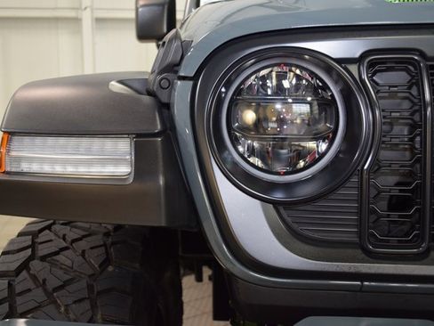 Used 2024 Jeep Wrangler Rubicon w/ Safety Group image 12