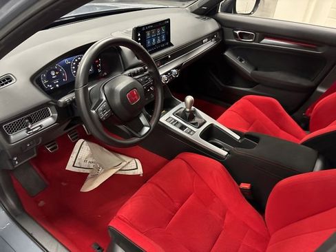 Used 2024 Honda Civic Type R image 15