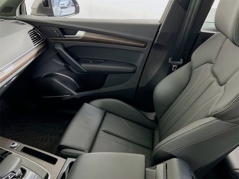 Used 2024 Audi Q5 2.0T Premium Plus image 24