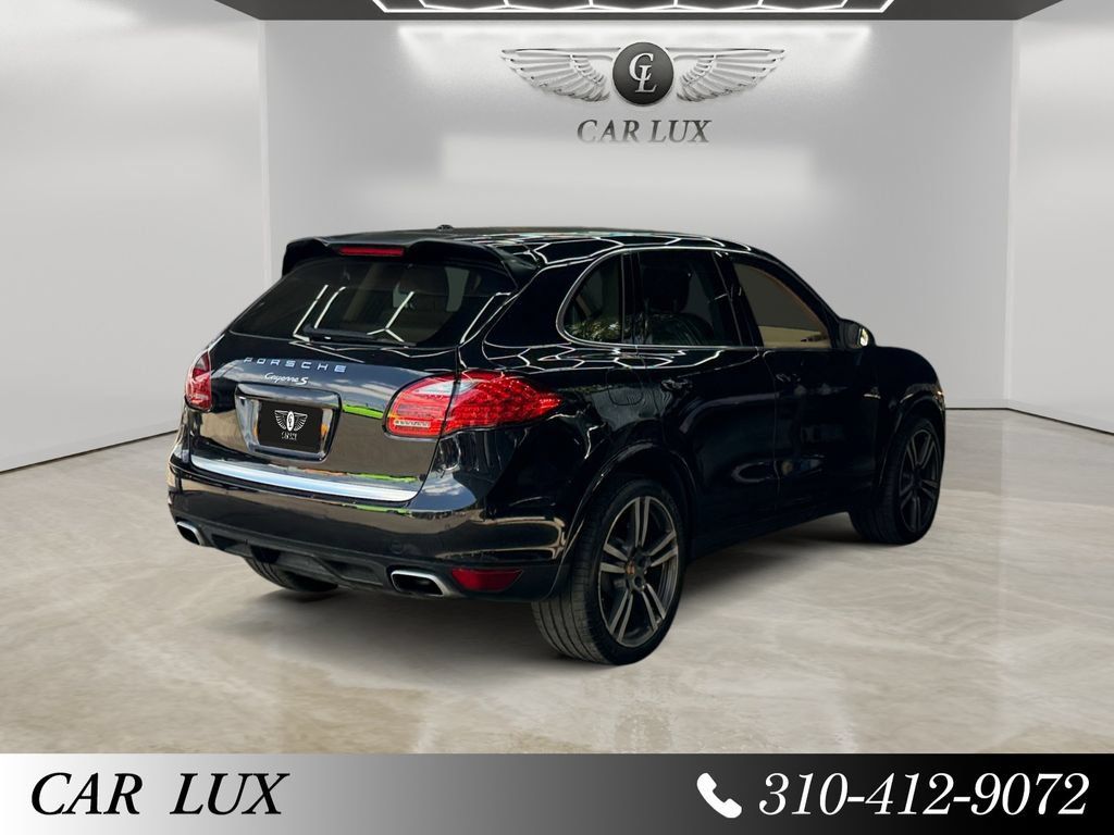 Used 2013 Porsche Cayenne S AWD/4WD image 5