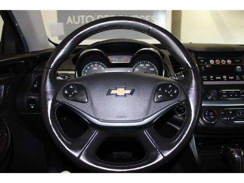 Used 2019 Chevrolet Impala LT image 26