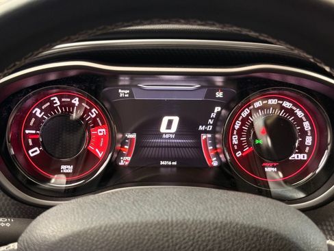 Used 2022 Dodge Challenger SRT Hellcat w/ Plus Package RWD image 38