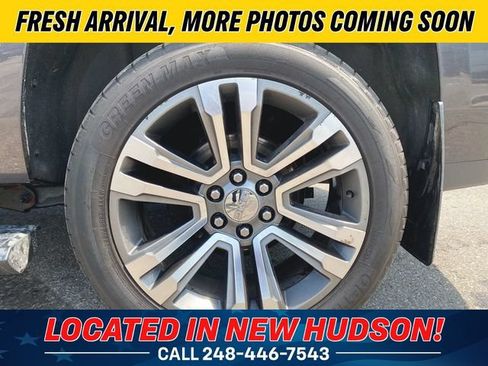 Used 2018 GMC Yukon Denali w/ Denali Ultimate Package AWD/4WD image 13