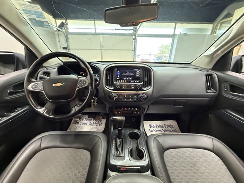 Used 2019 Chevrolet Colorado Z71 AWD/4WD image 11
