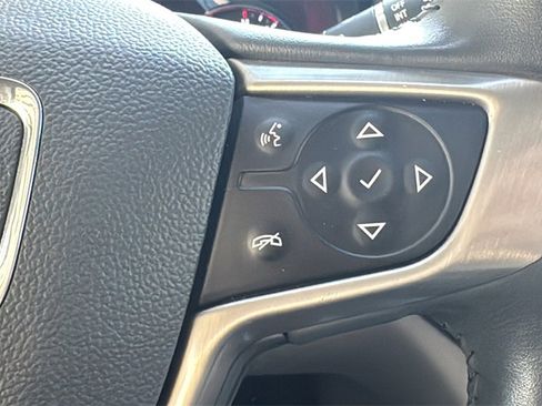 Used 2021 GMC Acadia Denali w/ Denali Technology Package image 14