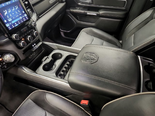 Used 2024 RAM 1500 Laramie AWD/4WD image 29