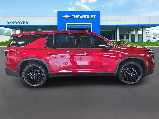 New 2026 Chevrolet Traverse LT w/ Midnight/Sport Edition FWD image 7