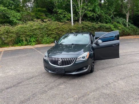 Used 2017 Buick Regal Sport Touring FWD image 56