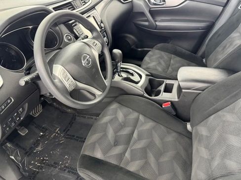 Used 2014 Nissan Rogue SV w/ SV Premium Package AWD/4WD image 20
