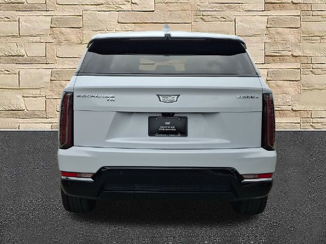 Used 2026 Cadillac Escalade IQ Sport 1 AWD/4WD image 3