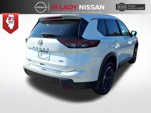 New 2026 Nissan Rogue SV w/ SV Premium Package image 7