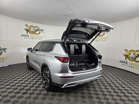 Used 2024 Mitsubishi Outlander FWD image 33
