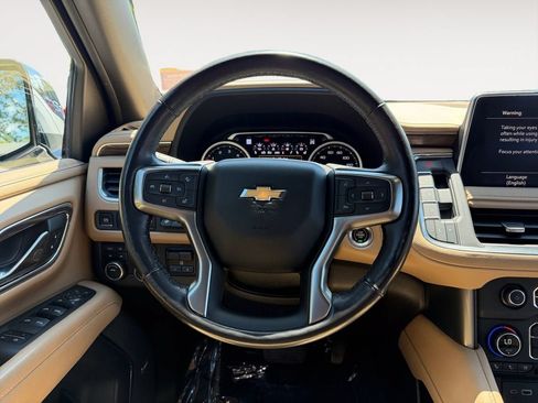 Used 2021 Chevrolet Tahoe Premier w/ Premium Package AWD/4WD image 13