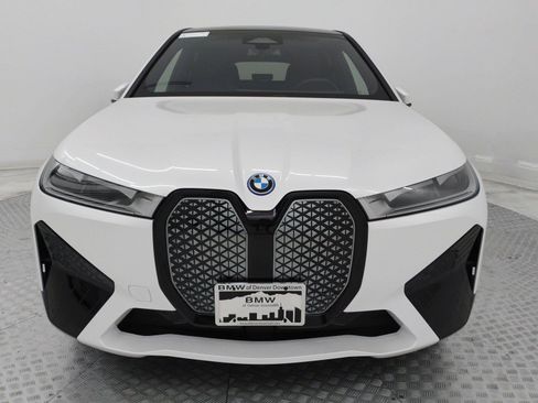 Used 2025 BMW iX xDrive50 w/ Premium Package image 5