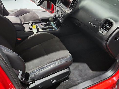 Used 2020 Dodge Charger R/T w/ Plus Group RWD image 38